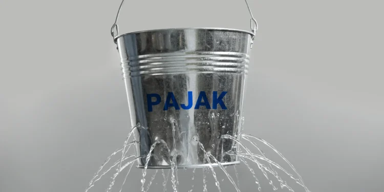 cover kebocoran penerimaan pajak - Pratama Institute kebocoran penerimaan pajak