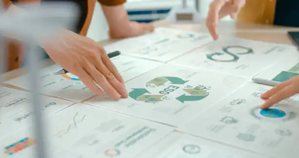 istockphoto-2148427765-612x612 - Pratama Institute #image_title