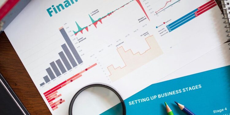- Pratama Institute Pentingnya Transparansi dalam Annual Report